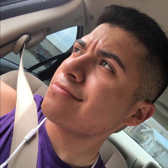 Meet your Posher, Jorge - Picture 1 of 1